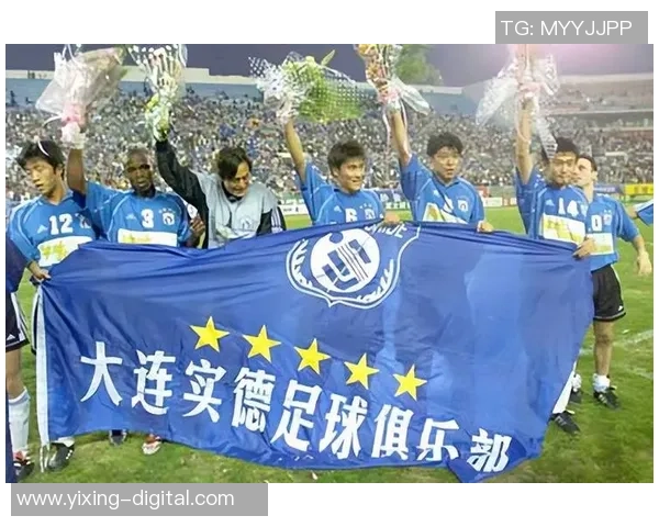 张璞足球之路：从青训小将到职业联赛的奋斗与梦想